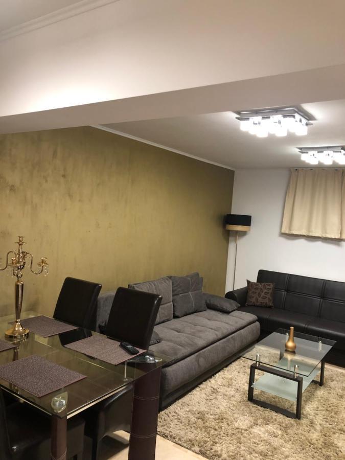 Апартаменты Apartament Nicolle Пояна-Брашов Экстерьер фото